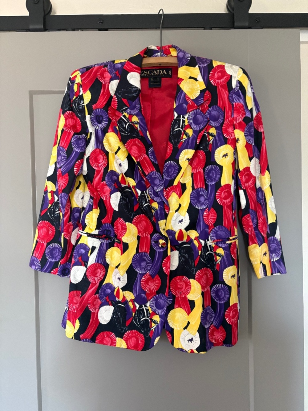Vintage Escada Equestrian Horse & Prize Ribbon Statement Blazer 42 Like New - Picture 3 of 16